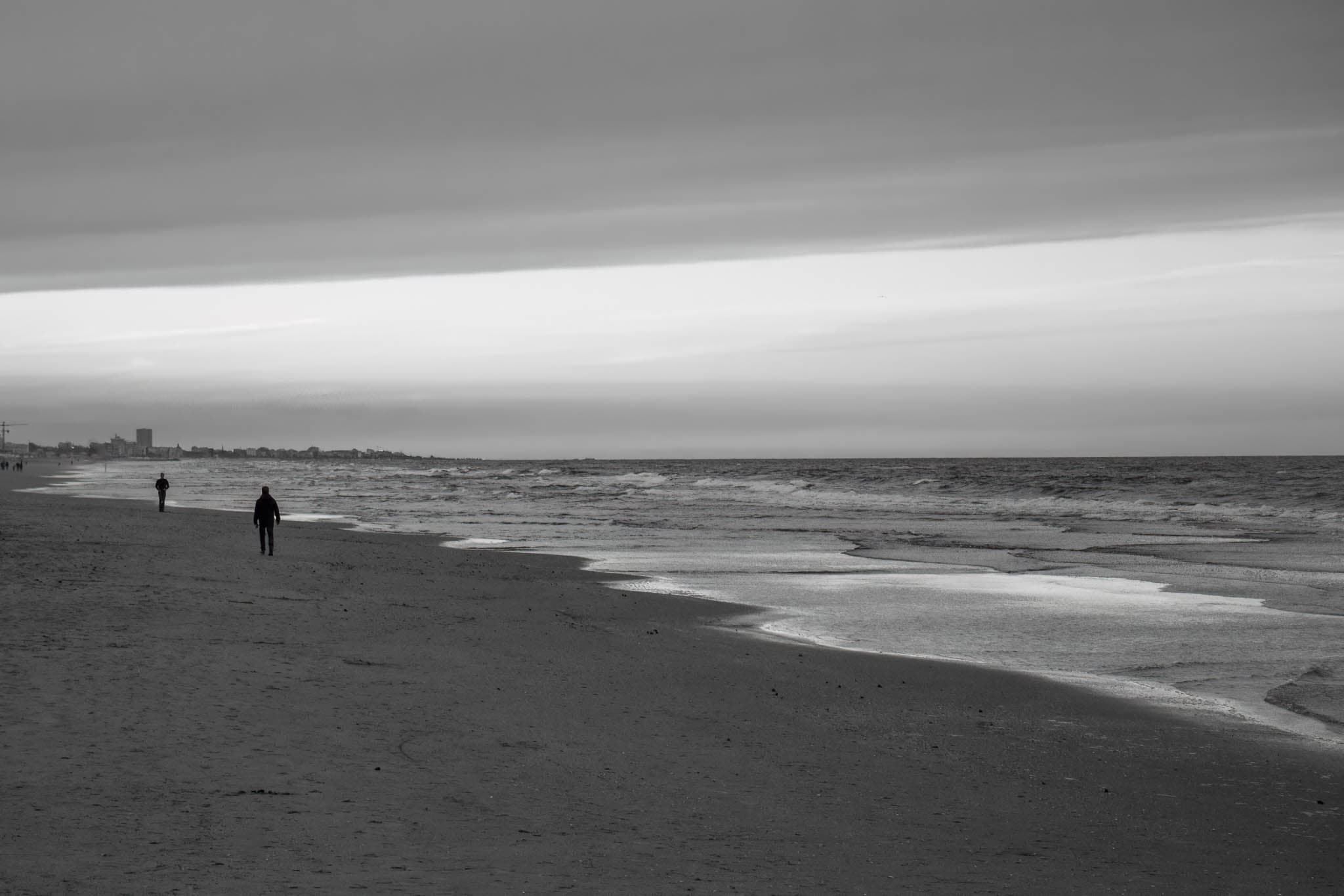 Bg12 - black-and-white