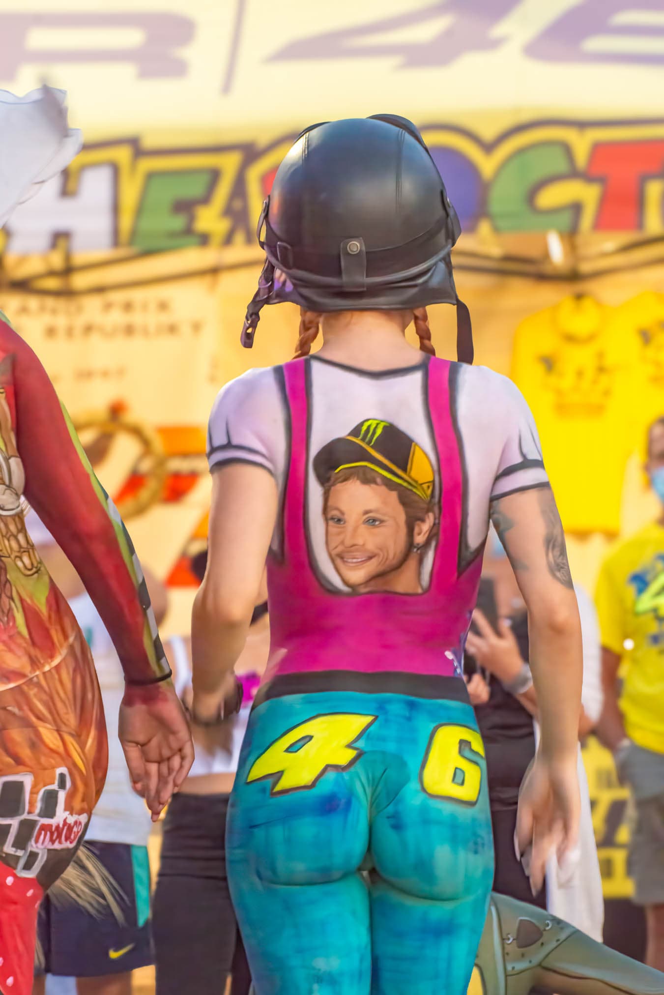 Pic17 - motogp-crowd